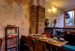 bar-image-1