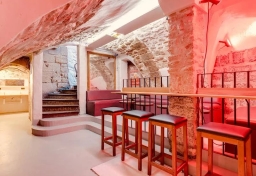 bar-image-1