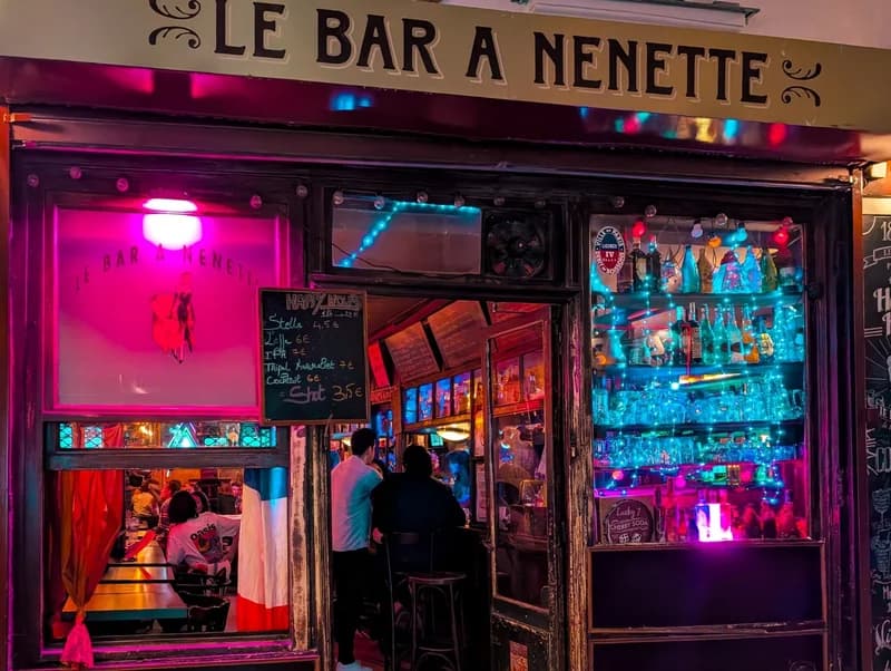 bar
