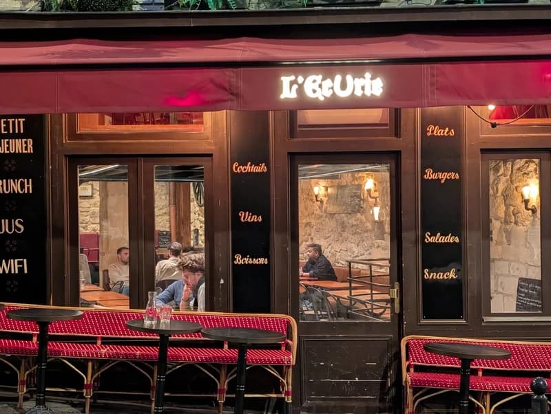 bar