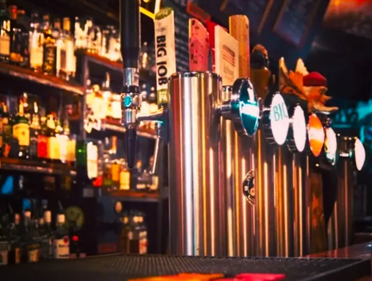 bar