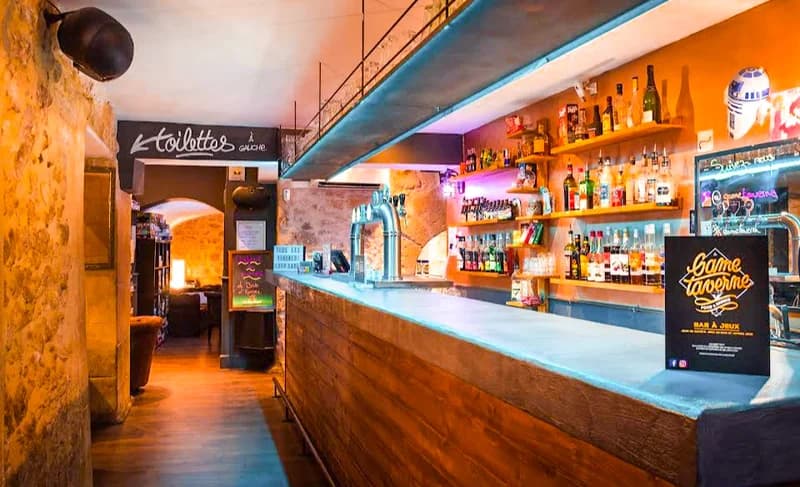 bar