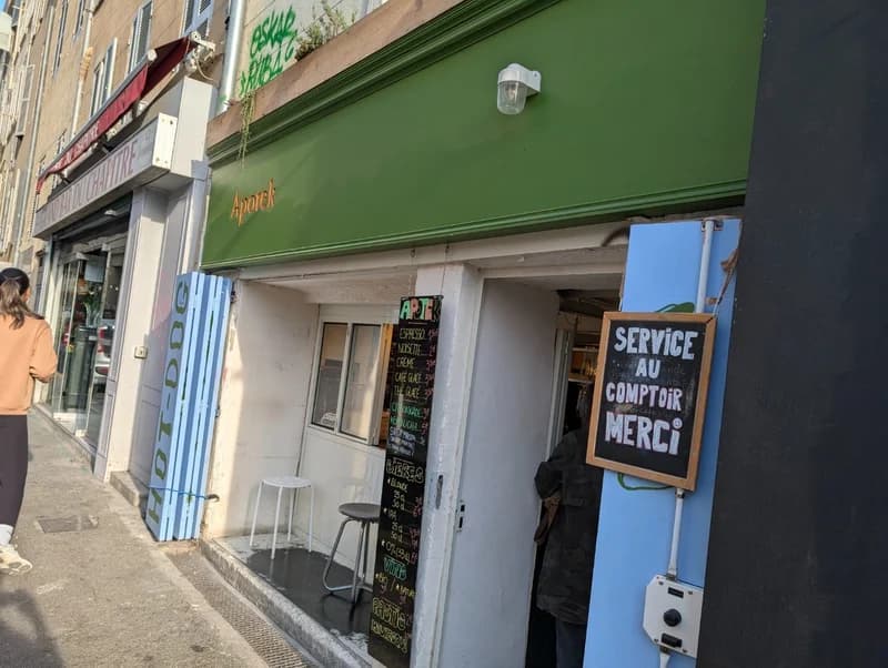 bar