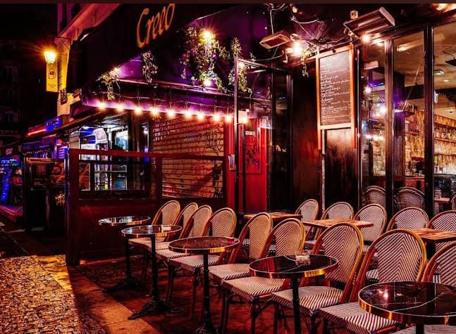 bar
